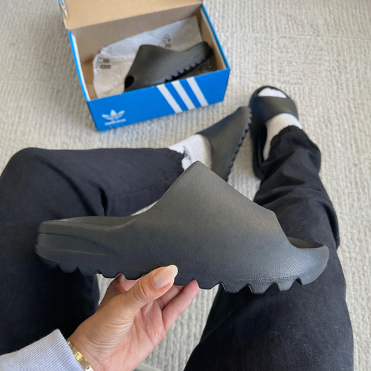 Chinelo Slide Yeezy - Preto