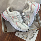 Tênis New Balance 530 Turbo – Branco/Rosa