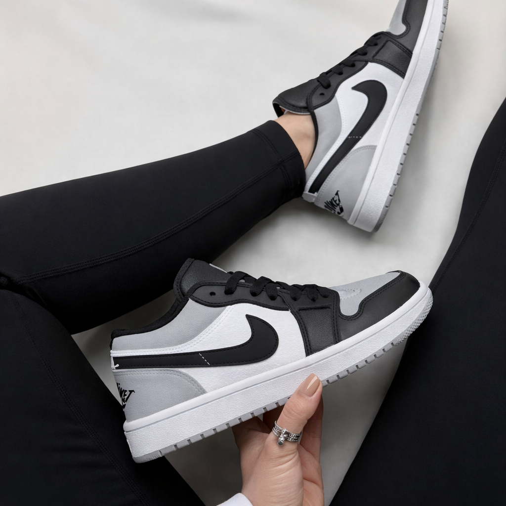 Tênis Air Jordan 1 Low - Shadow Toe