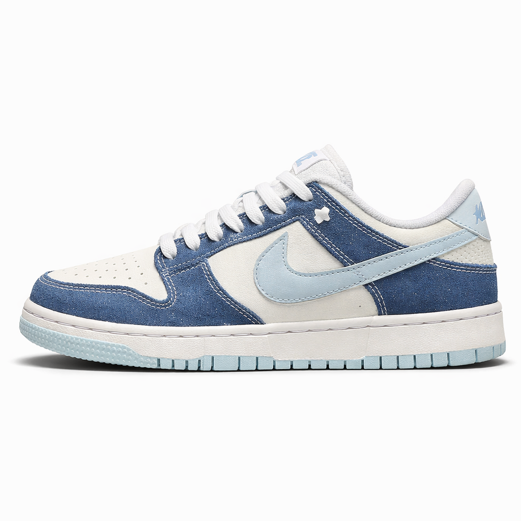 Tênis SB Dunk Low - Gliter azul jeans