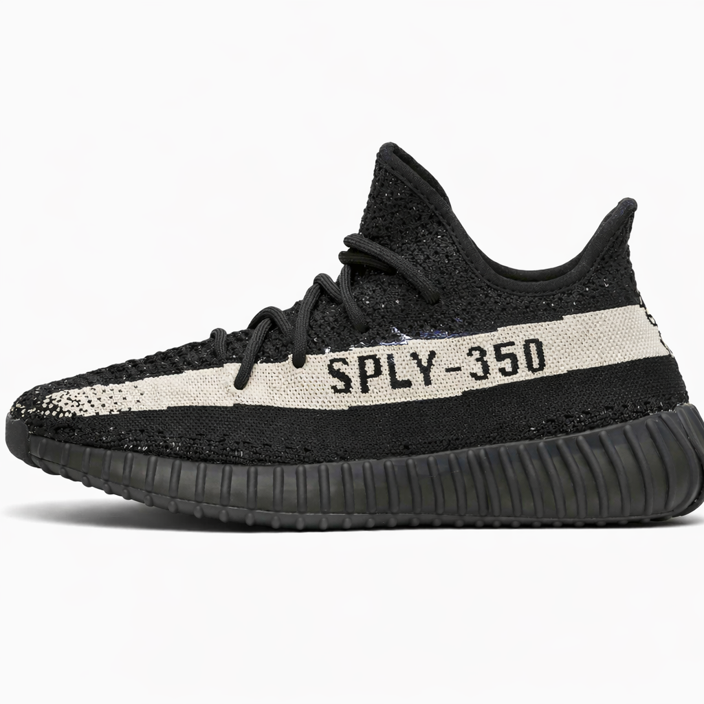 Tênis Yeezy Boost 350 - v2 Oreo