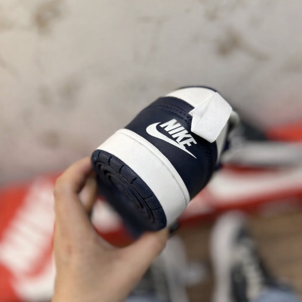 Nike borough Marinho