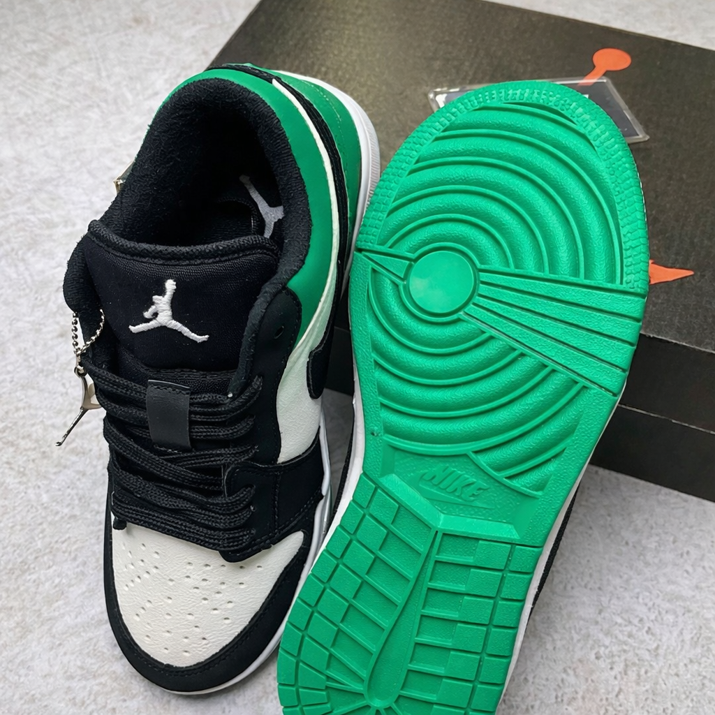 Tênis Air Jordan 1 Low - Verde/Preto