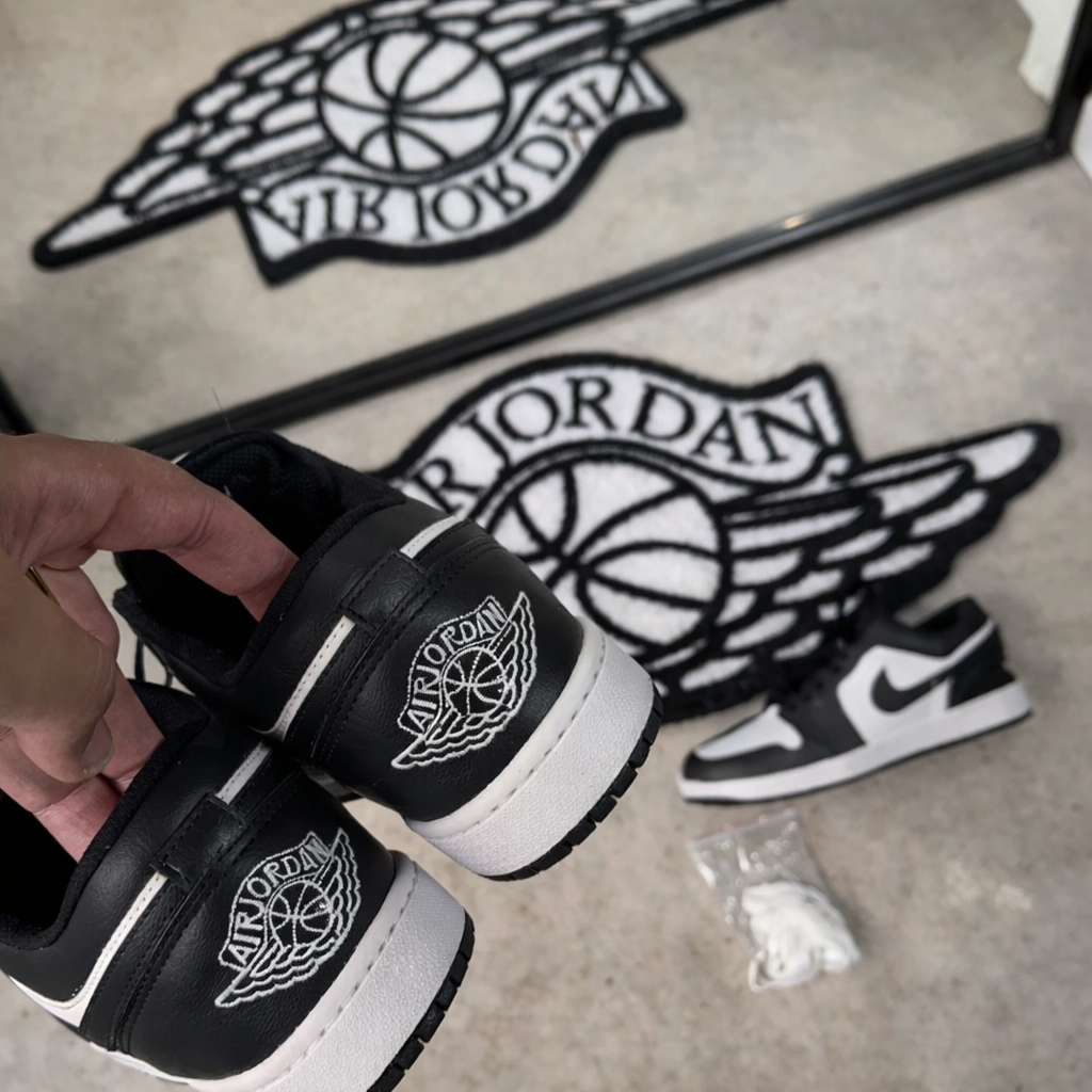 Tênis Air Jordan 1 Low - panda