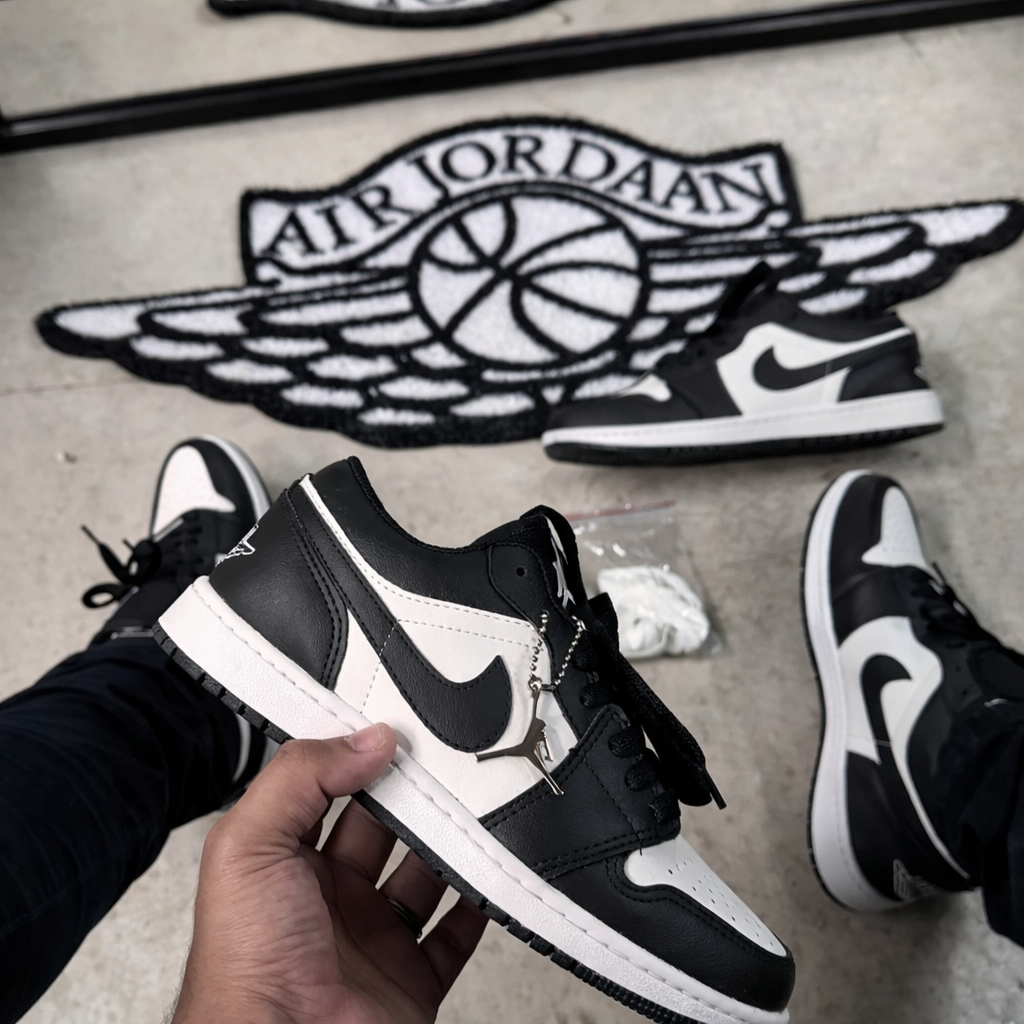Tênis Air Jordan 1 Low - panda