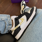 Tênis SB Dunk Low - Preto Brilhante