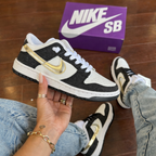 Tênis SB Dunk Low - Preto Brilhante
