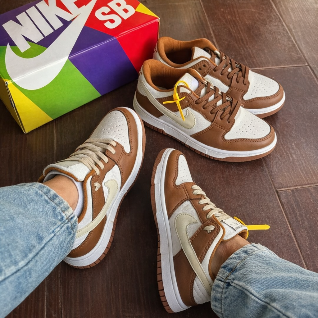 Tênis SB Dunk Low - Marrom/Bege