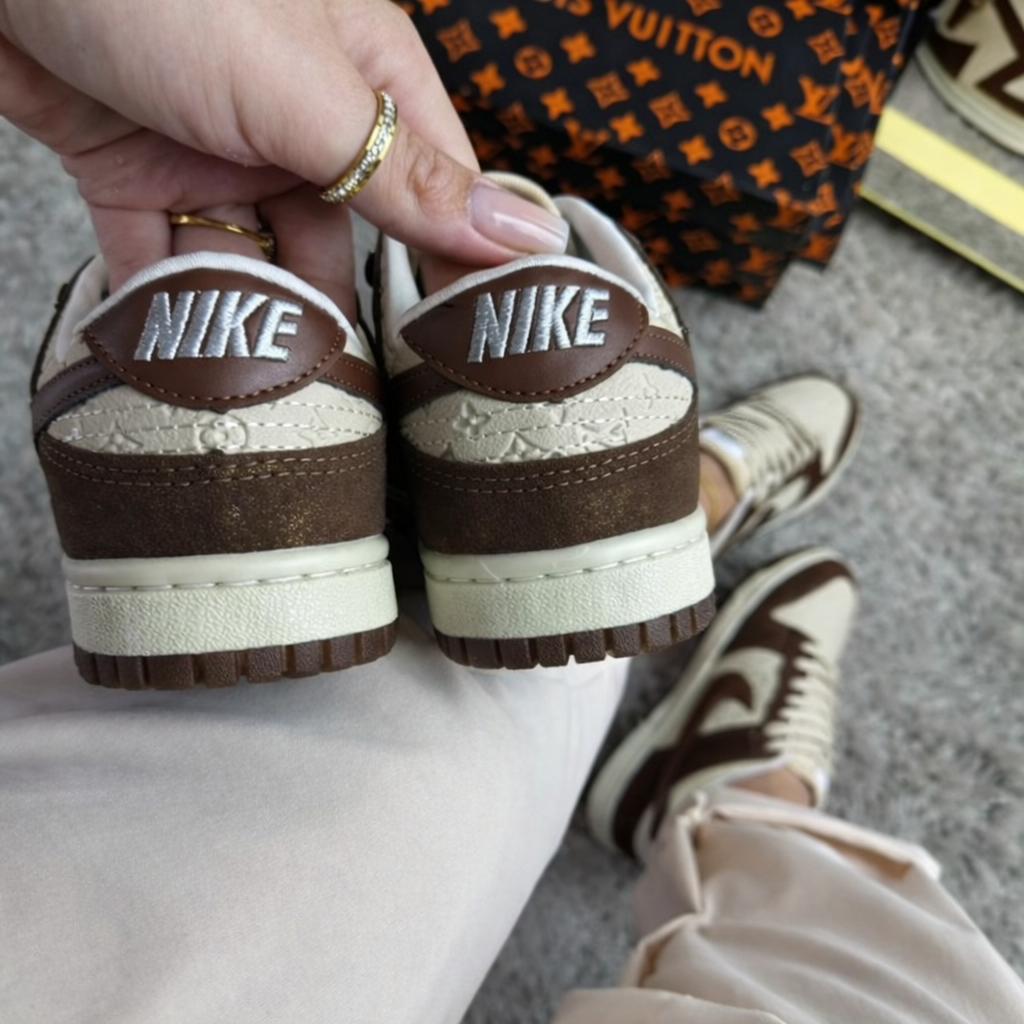 sb dunk low - Louis Vuitton bege/marrom