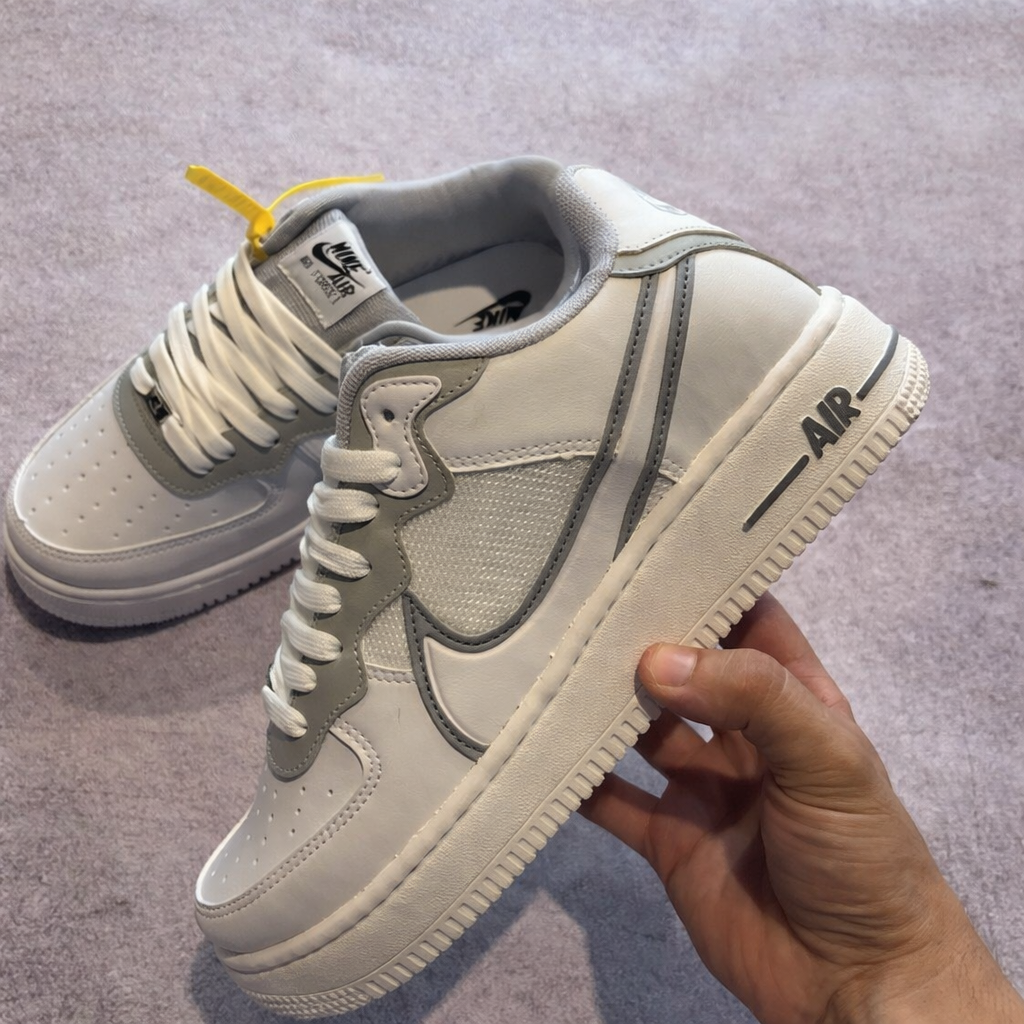 Tênis Air Force 1 GS React - Branco/Cinza
