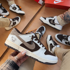 Tênis SB Dunk Low - urso marrom