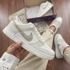 Tênis SB Dunk Low - Glitter