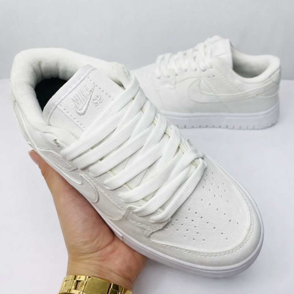 Tênis SB Dunk Low - Branco