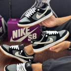 Tênis SB Dunk Low Latex
