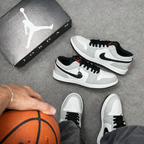 Tênis Air Jordan 1 Low - Branco/Cinza