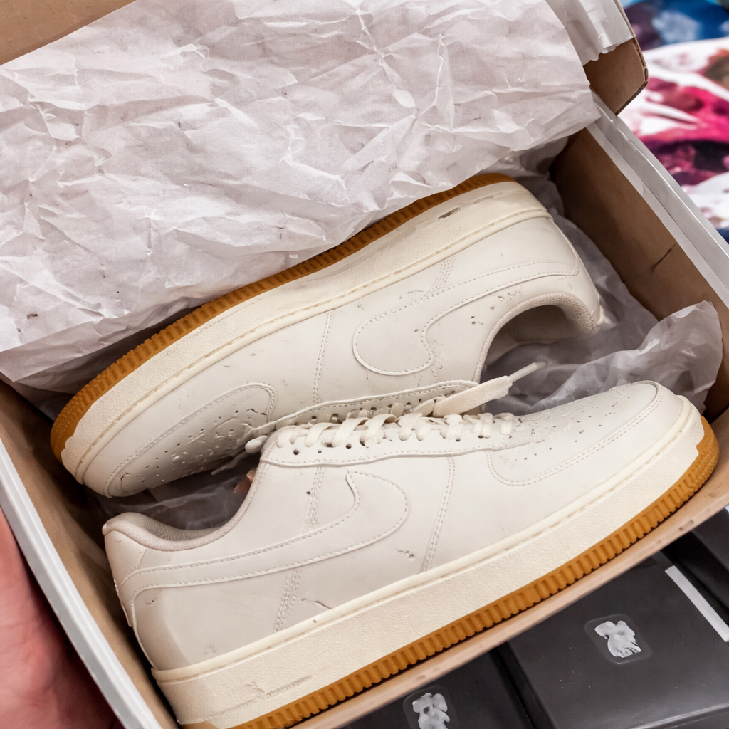 Tênis Air force- White black sola off