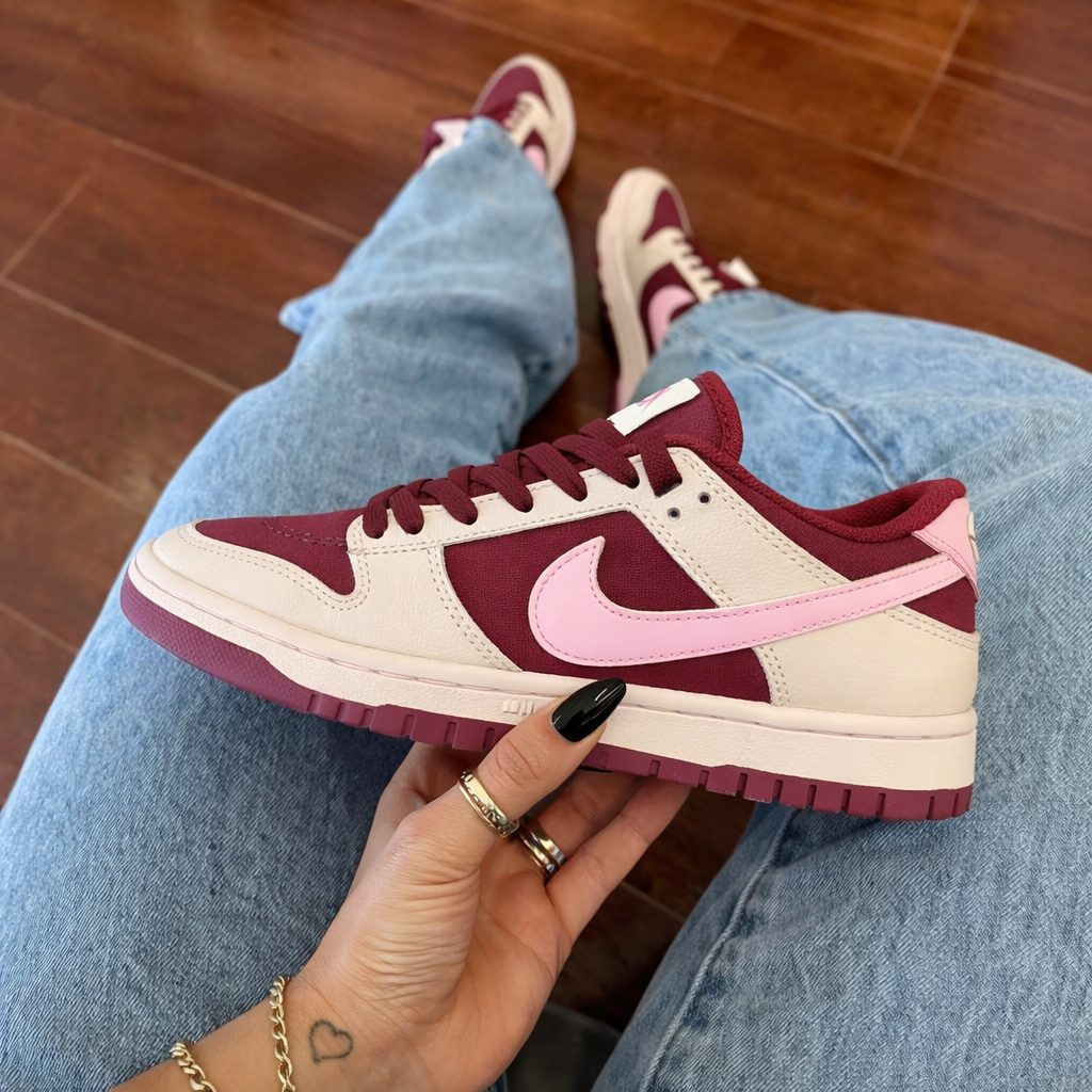 Tênis SB Dunk Low - Dia dos Namorados
