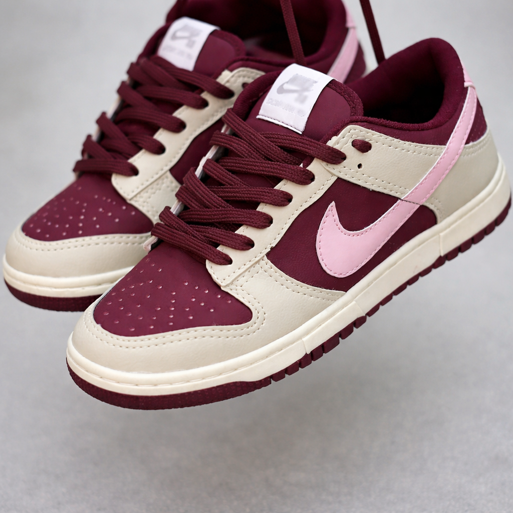 Tênis SB Dunk Low - Dia dos Namorados