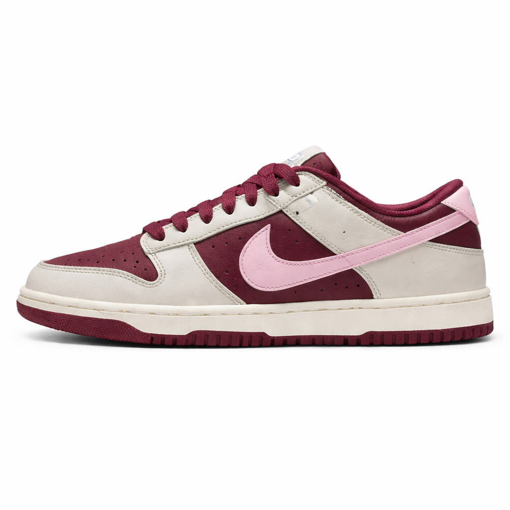 Tênis SB Dunk Low - Dia dos Namorados