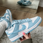 Tênis SB Dunk Low - Azul Textura