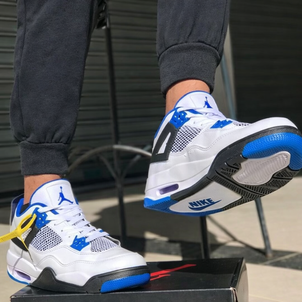 Tênis Air Jordan Retro 4 - Branco/Azul
