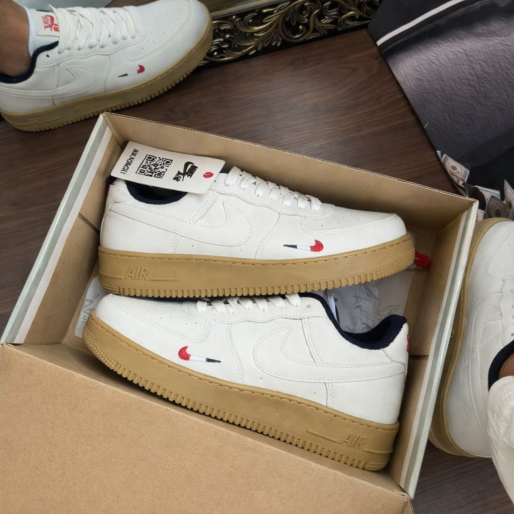 Tênis Air Force 1 - PARIS