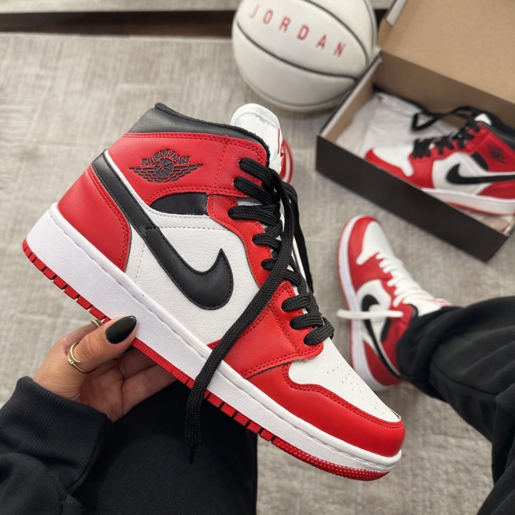 Tênis Air Jordan 1 Zoom tricolor