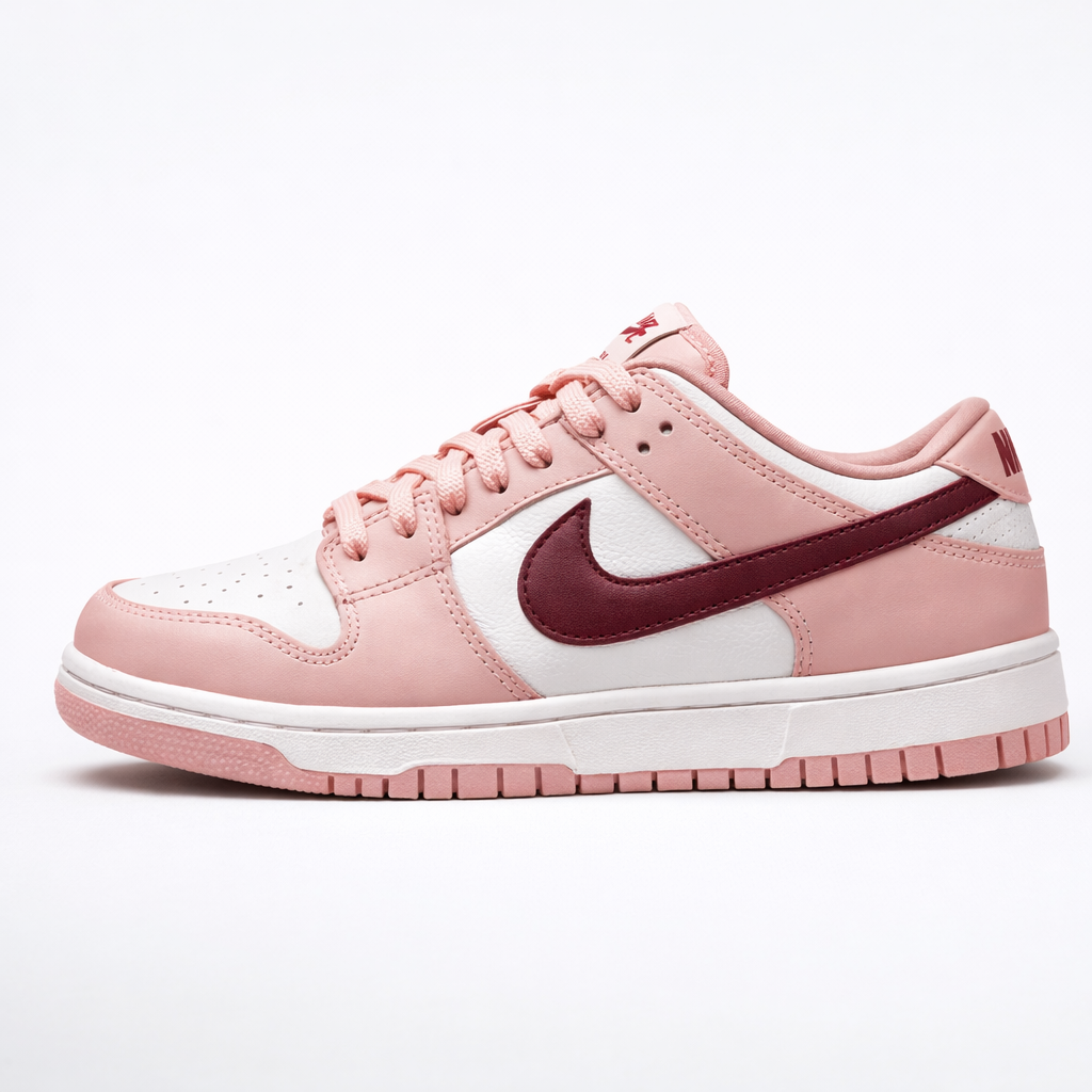 Tênis SB Dunk Low - Rosa/Vinho