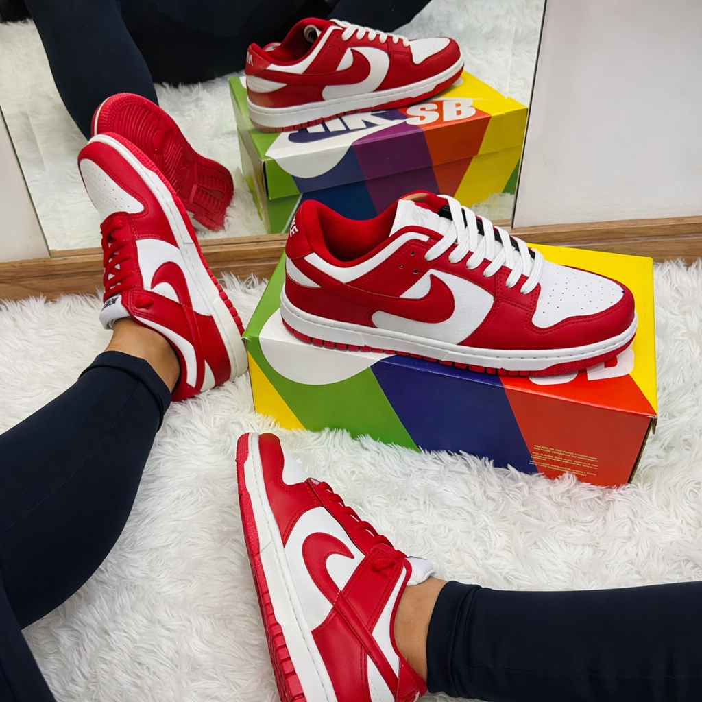 Tênis SB Dunk Low - Vermelho