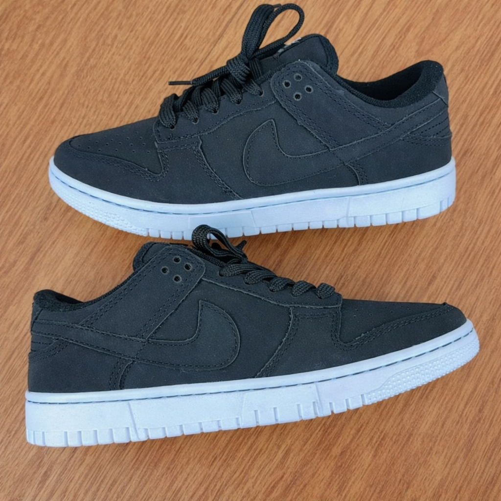 sb dunk low -Preto Nobuck