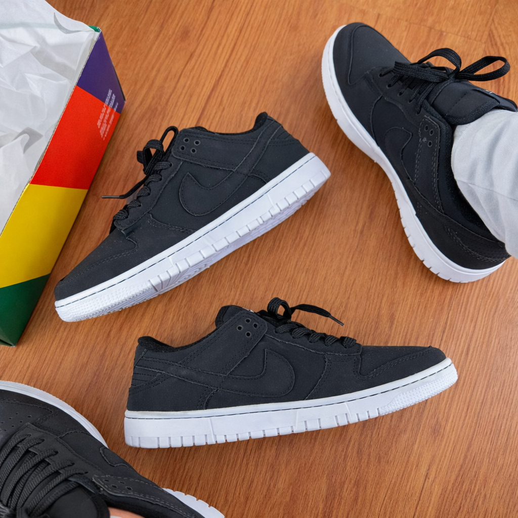 sb dunk low -Preto Nobuck