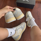 Tênis Air Jordan 1 Low - Branco/Cinza/Dourado