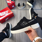 Tenis Air Force 1 - Preto Marfim