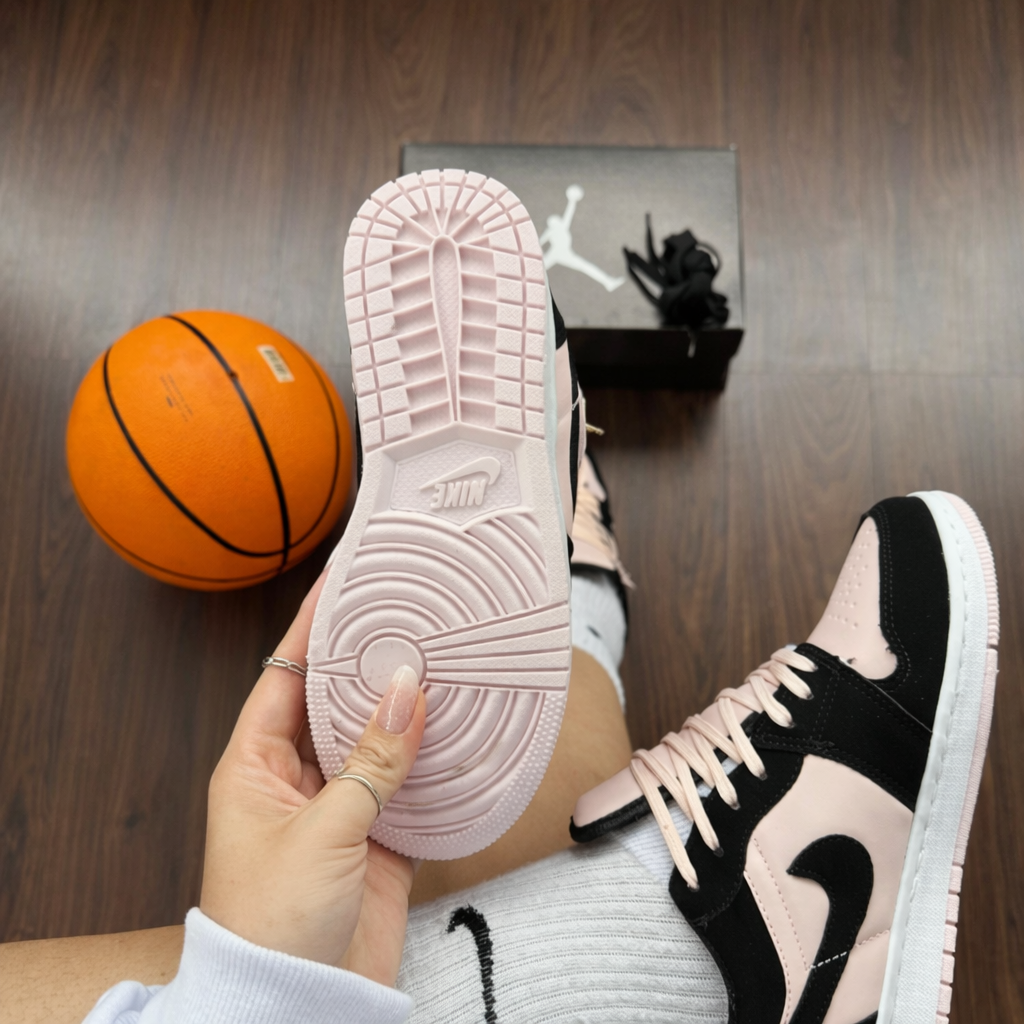 Tênis Air Jordan 1 Low – Rosa Goiaba