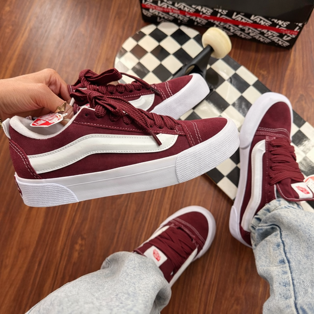 TÊNIS Vans KNU- bordo