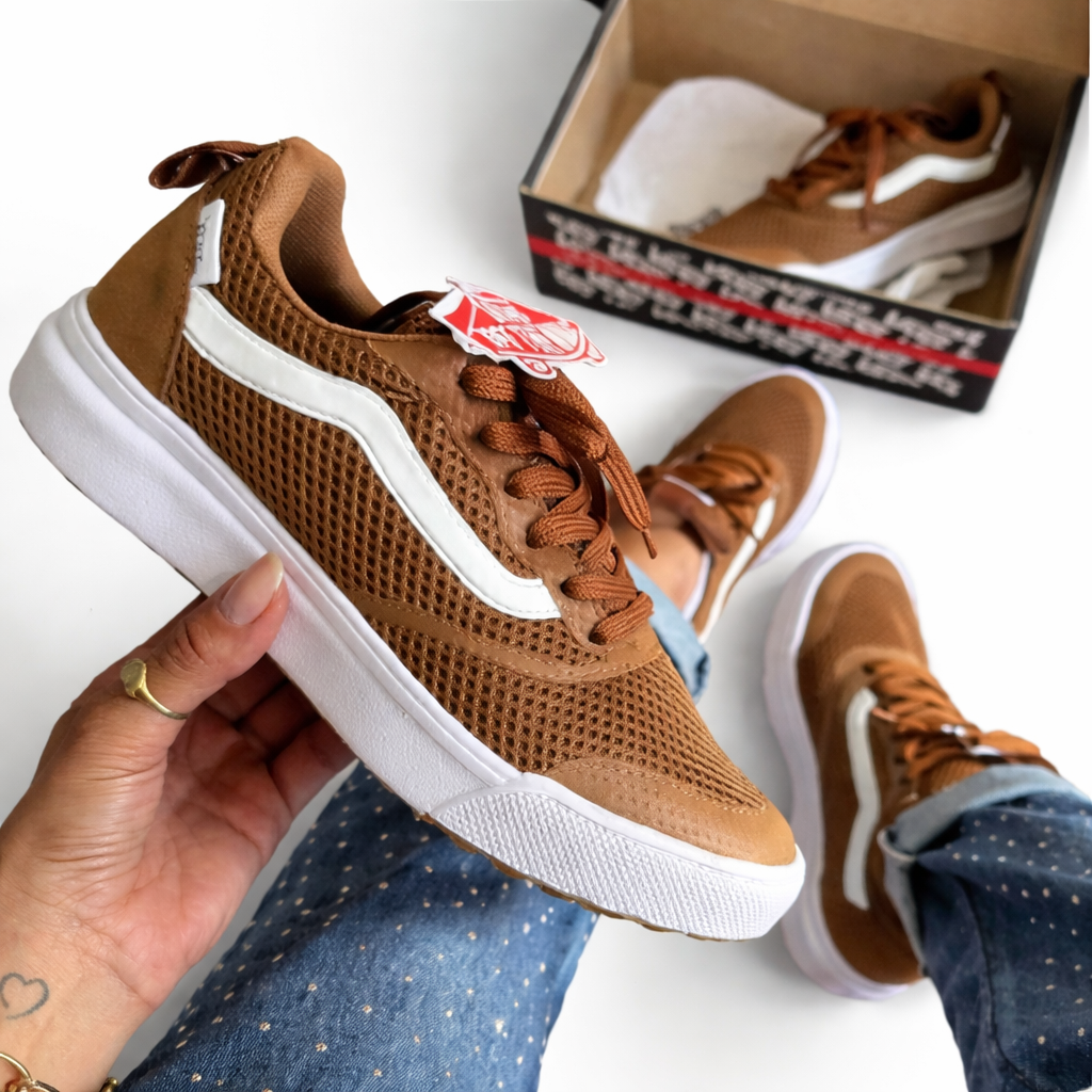 Tênis Ultrarange Exo SE - Caramelo