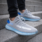 Tênis Yeezy Boost 350 - Mono Ice