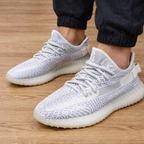 Tênis Yeezy Boost 350 - V2 Branco