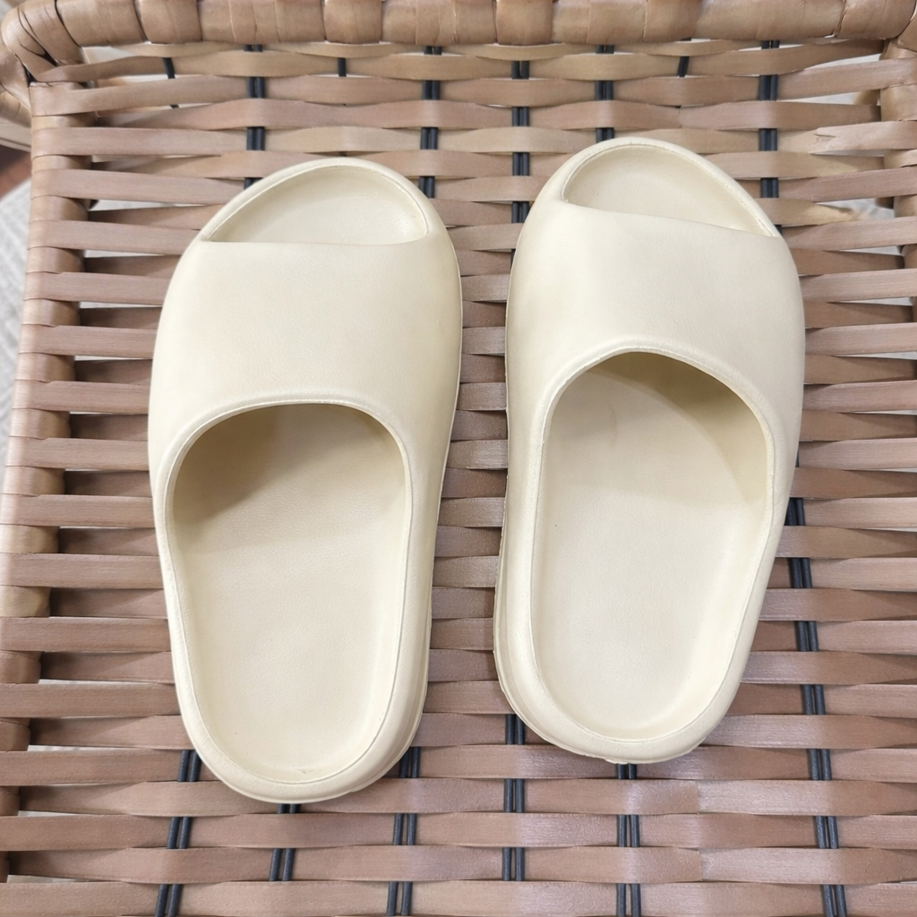 Chinelo Slide Yeezy - Bege