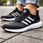 Tênis Ultraboost - Preto/Branco