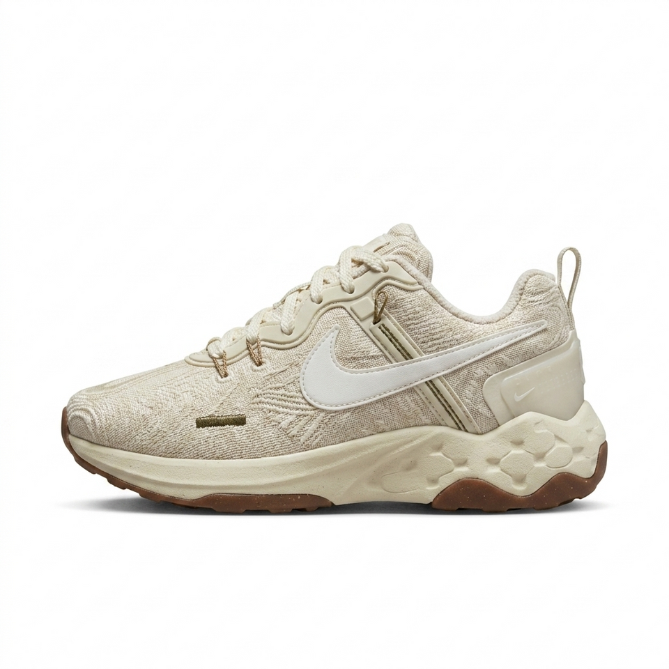 Nike Revolution II Off Branco