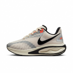 Tênis Nike Air Zoom – Off White/Laranja