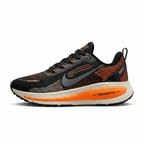 Tênis Nike ZoomX Vomero 18 – Preto/Laranja