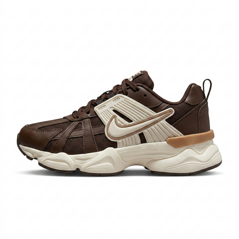 Tênis Nike V2K Run Café Coffee Premium