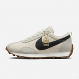 Nike Jacquemus Moon Shoe – Off/Preto