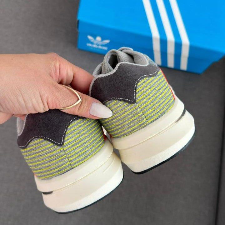 Tênis Adidas Sport Cinza/Laranja Neon Primeira Linha
