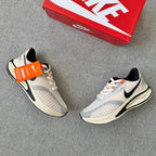 Tênis Nike Air Zoom – Off White/Laranja