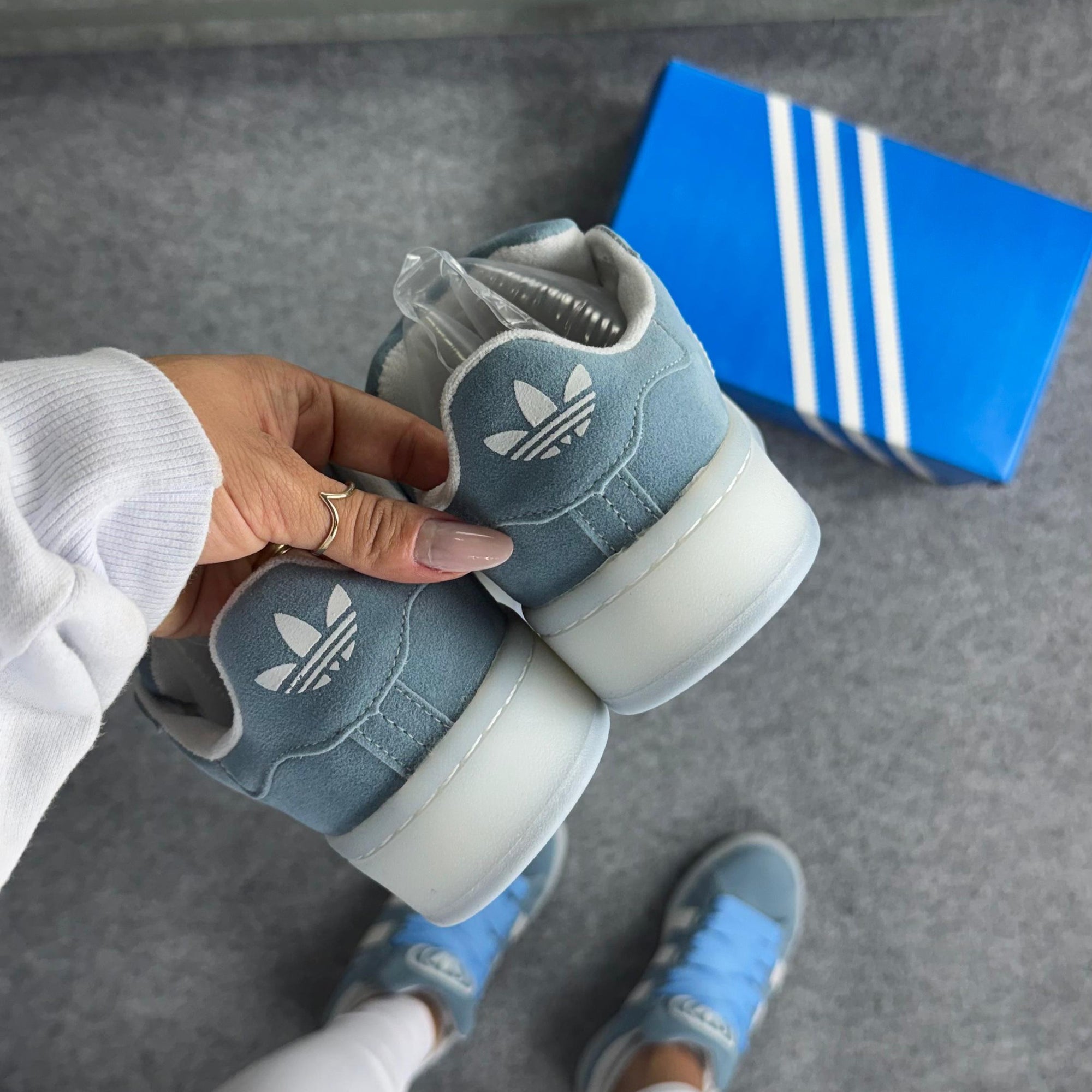 Adidas Campus 00s Azul BB