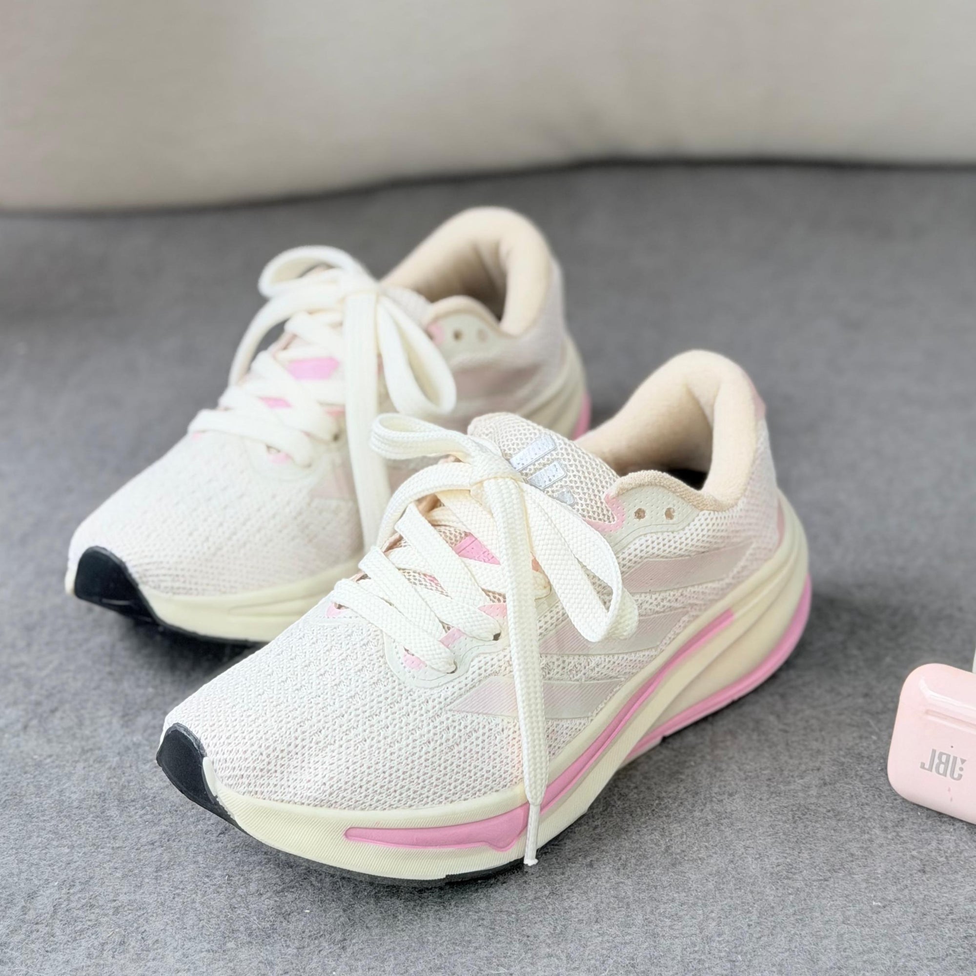 Adidas Supernova  Off White / Rosa Claro  Cabedal Tricot