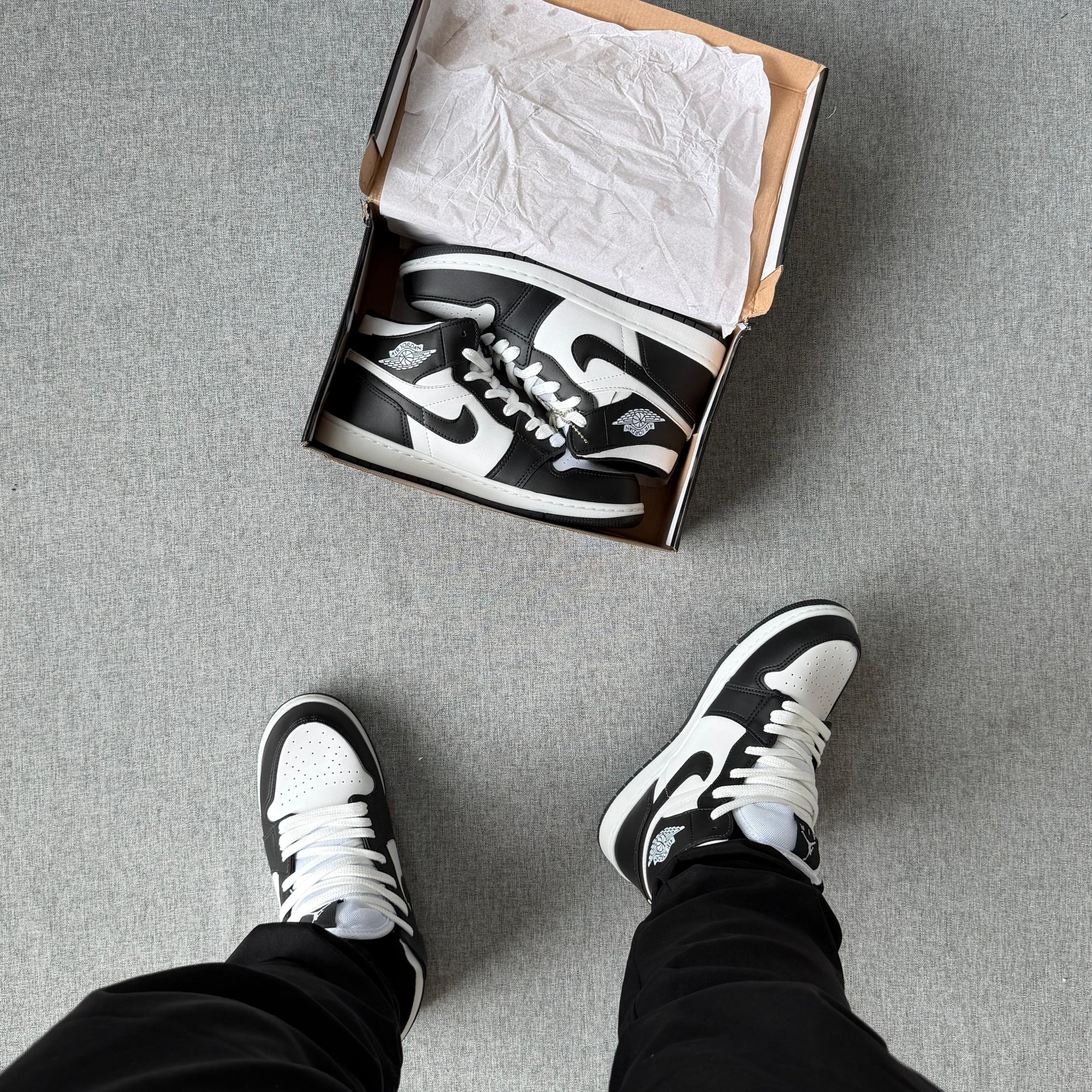 Tênis Nike Air Jordan High – Branco / Preto Premium